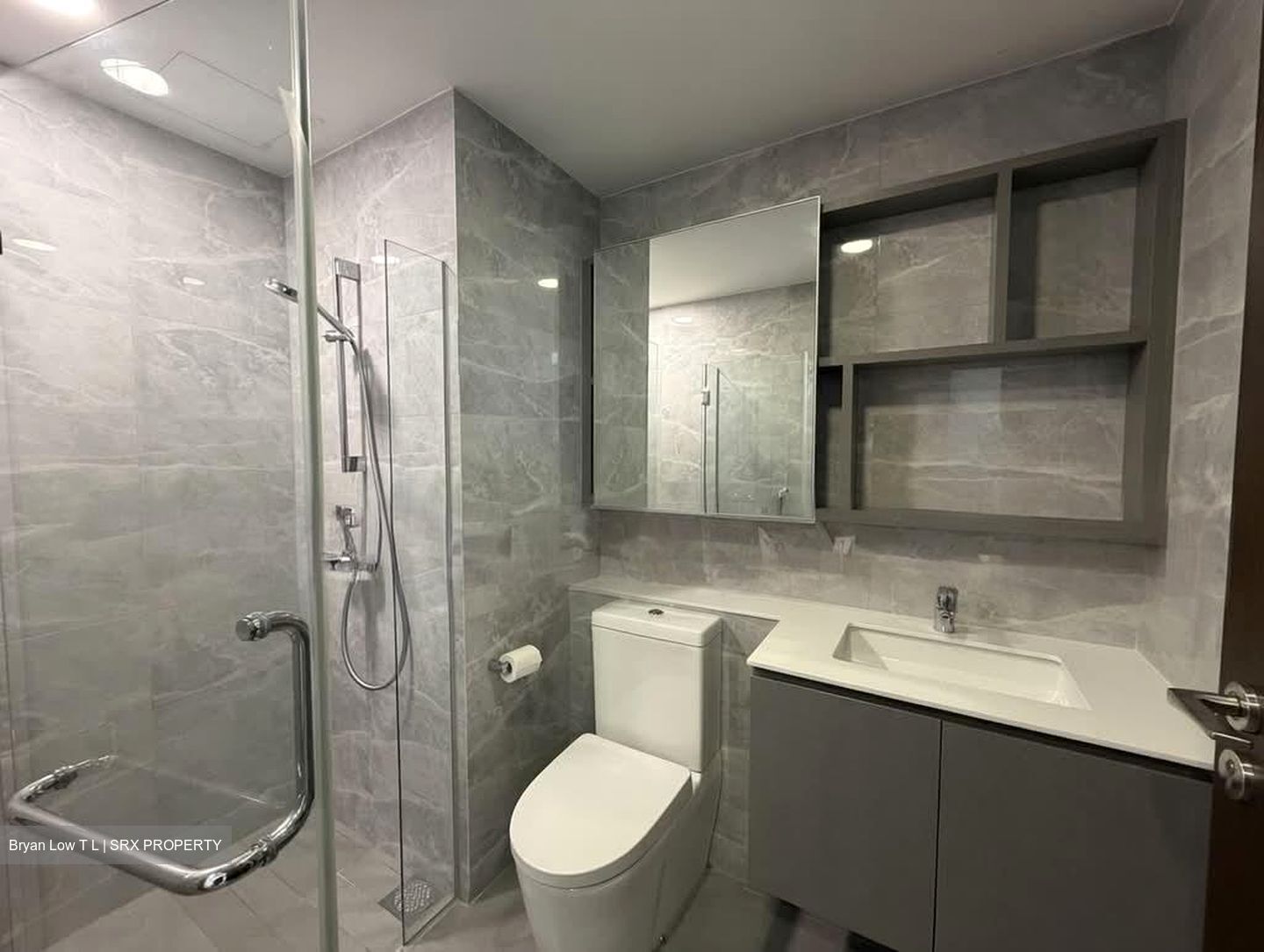 The Brownstone (D27), Condominium #581910941